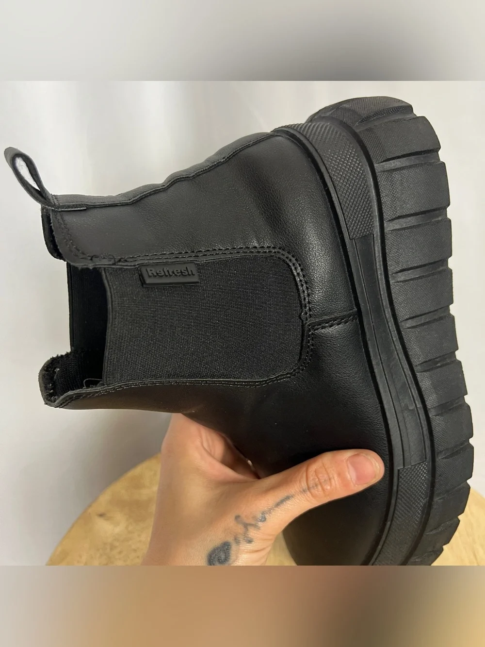 Refresh details faux